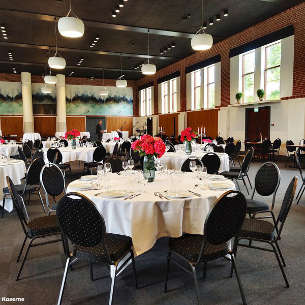 Banquet Steel stol